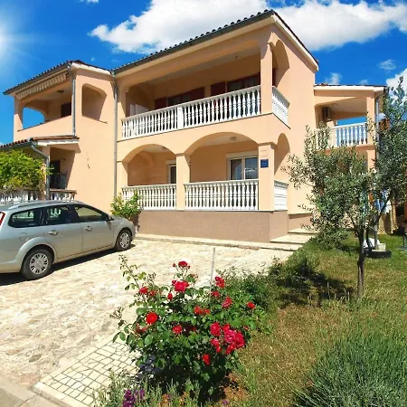 934 Apartamento Fažana